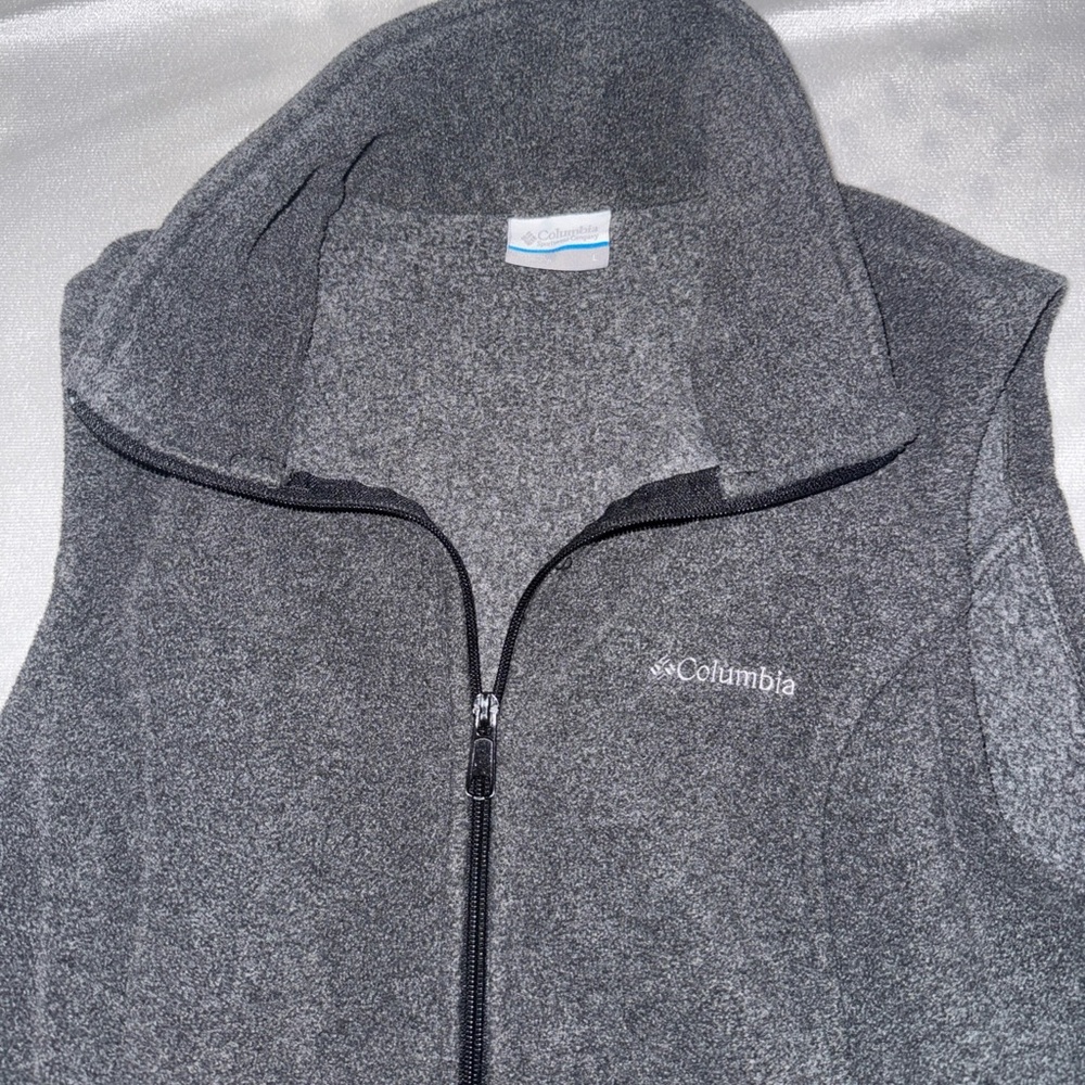Columbia Gray Fleece Vest